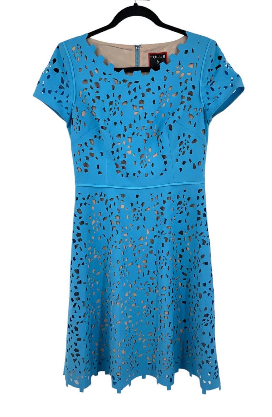 Focus by Shani dress laser cutout short sleeve light blue size 2